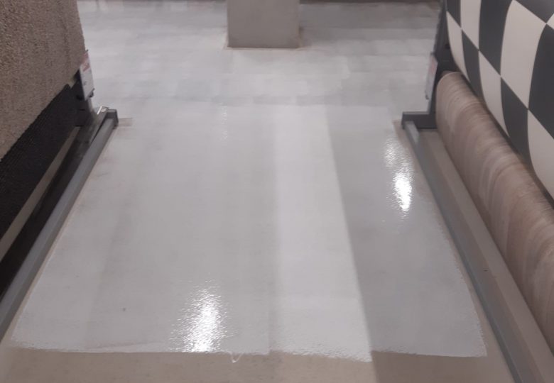 Stofvrije betonvloer in de winkel